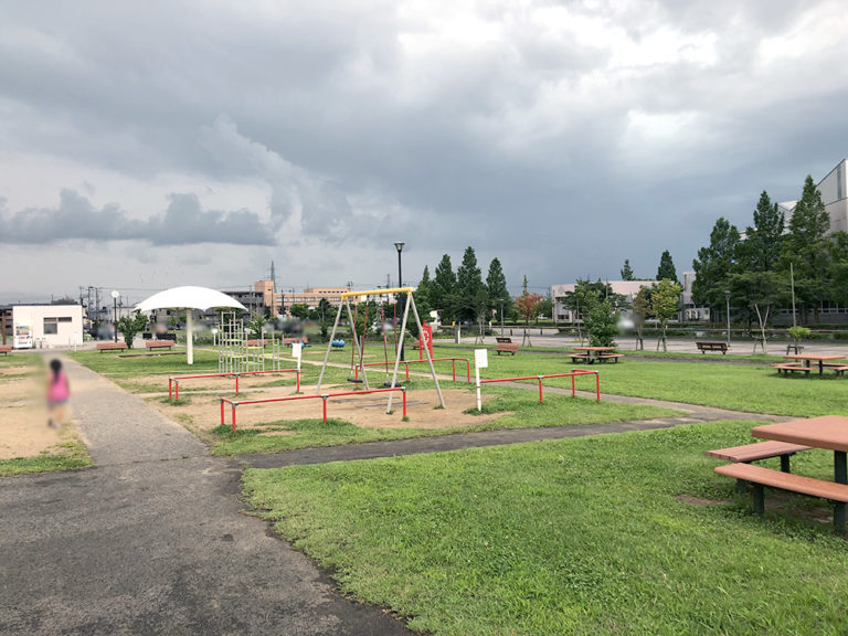 横越公園