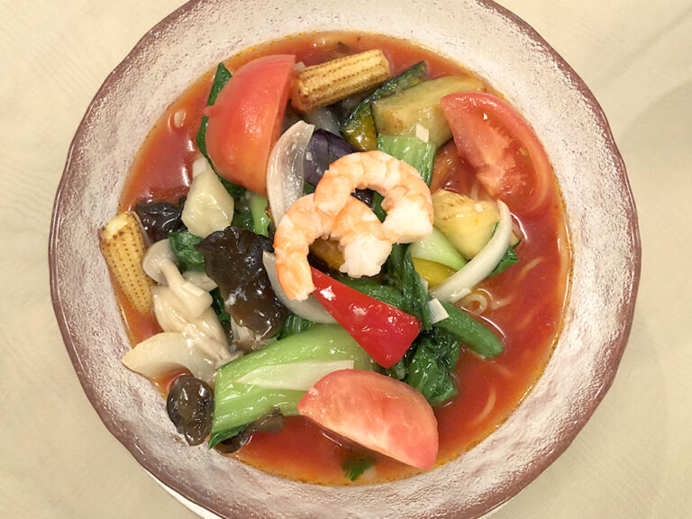 『新潟グランドホテル　中国料理レストラン　慶楽』トマトスープ冷やし麺