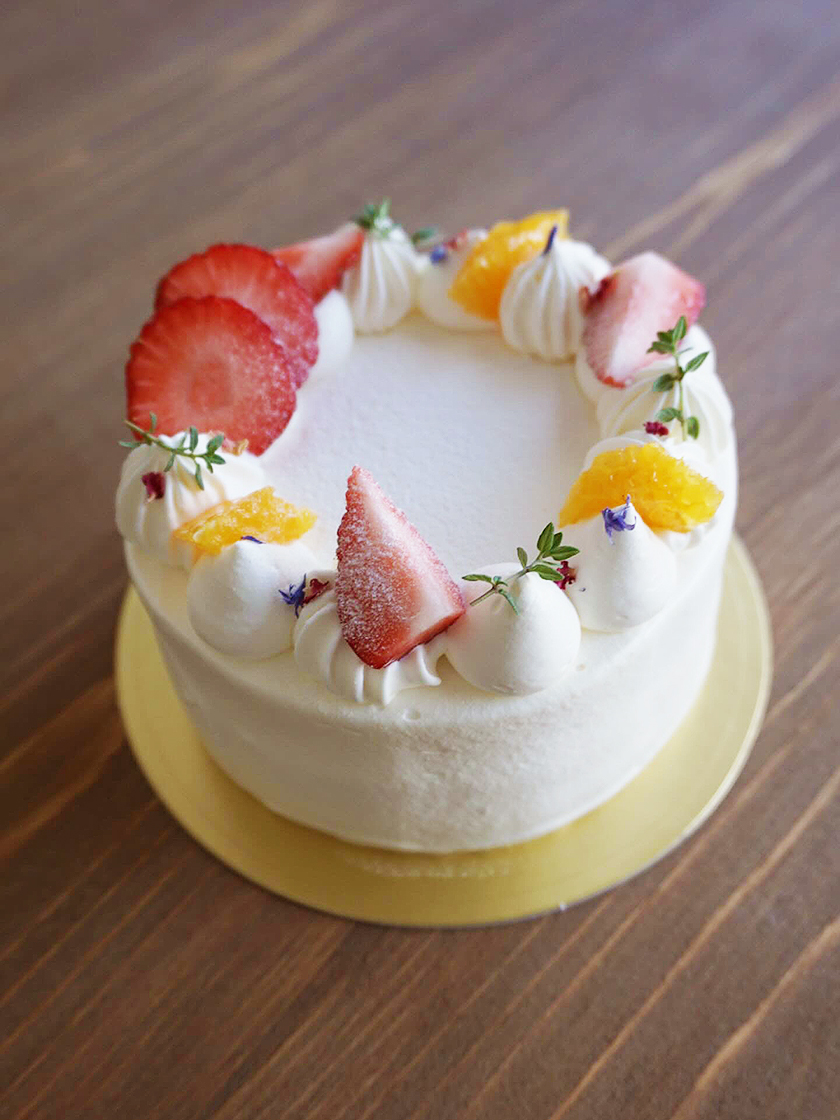 米粉のおやつ ぺるしゅ_デコレーションケーキ
