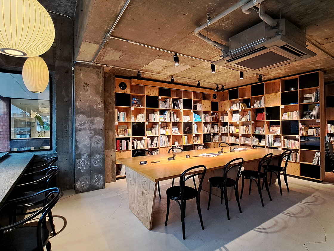 異人池建築図書館喫茶店