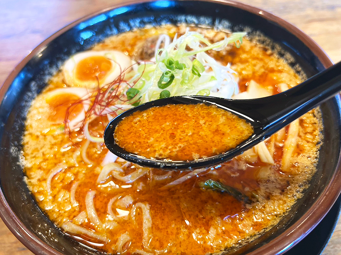 ラーメン南の_背脂担々麺