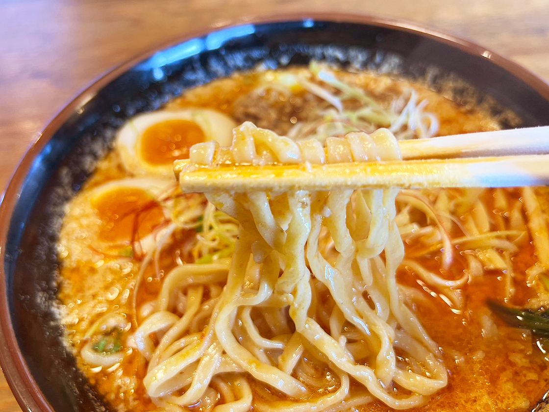 ラーメン南の_背脂担々麺