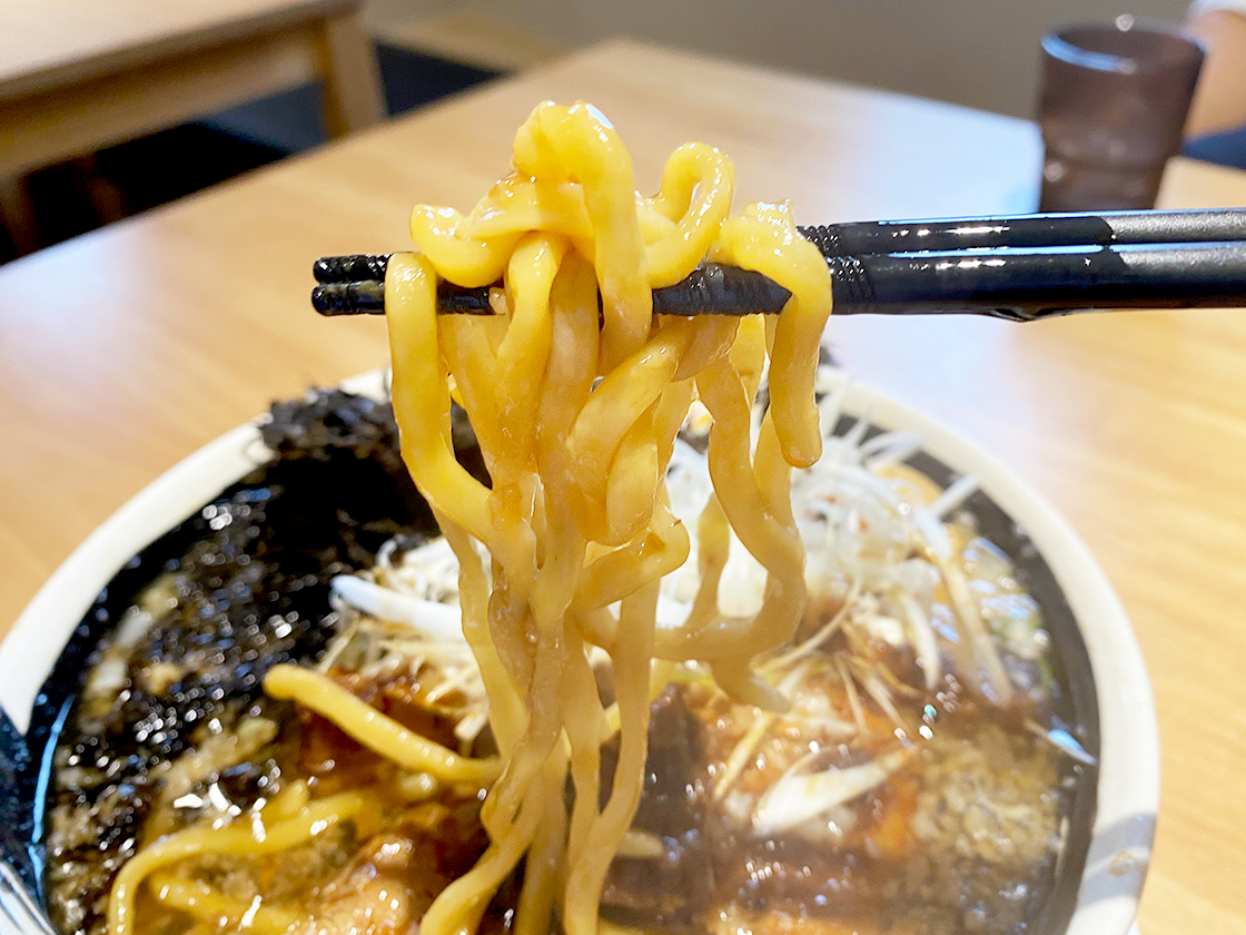 黒仙人白仙人_極得黒の麺