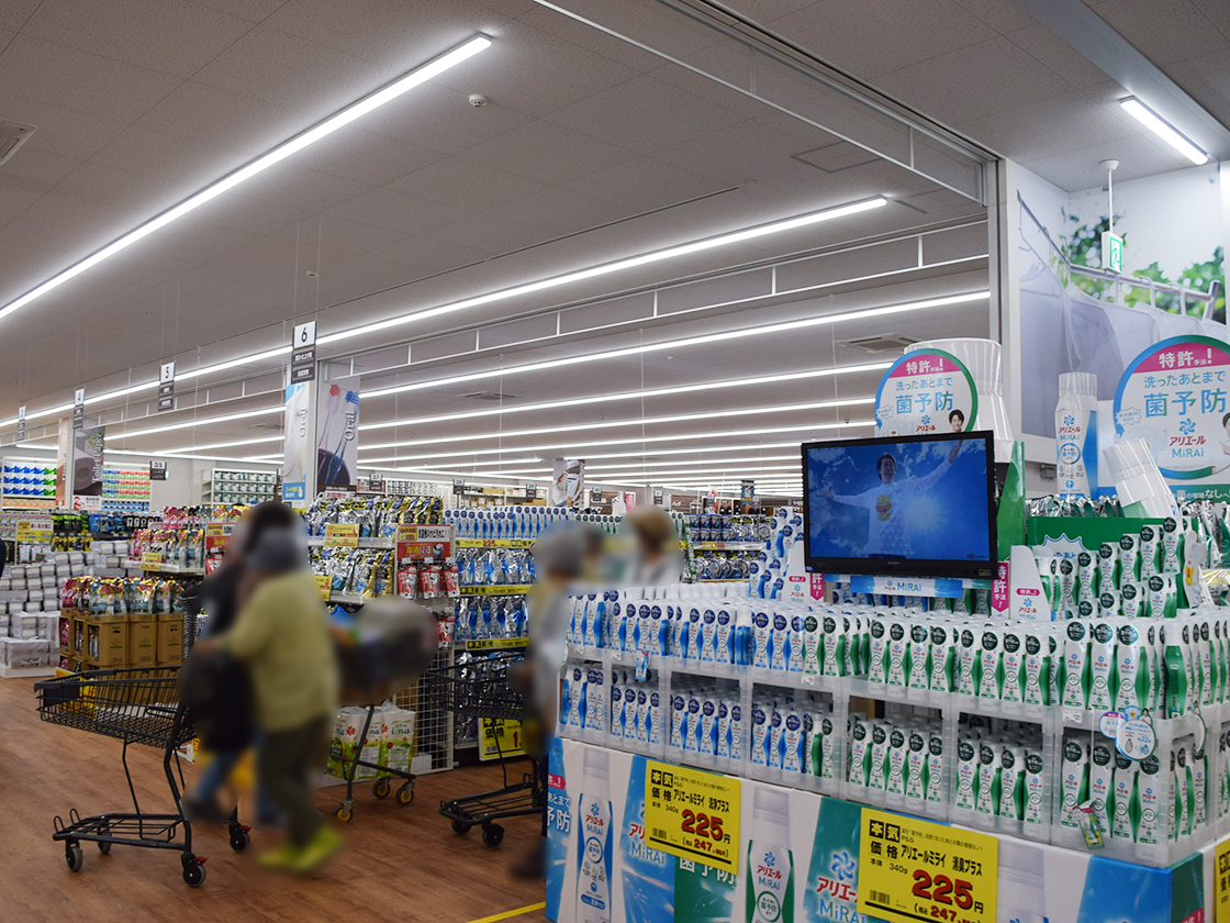 スーパーセンタームサシ長岡店_生活館