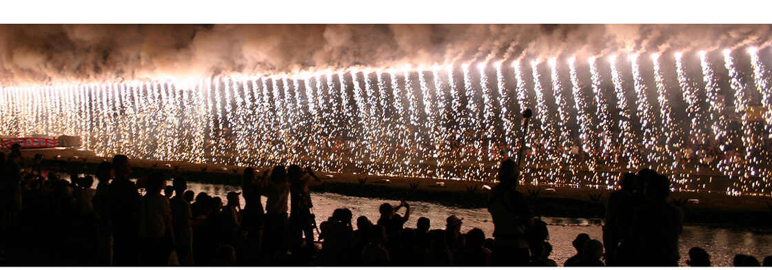 越後加茂川夏祭り