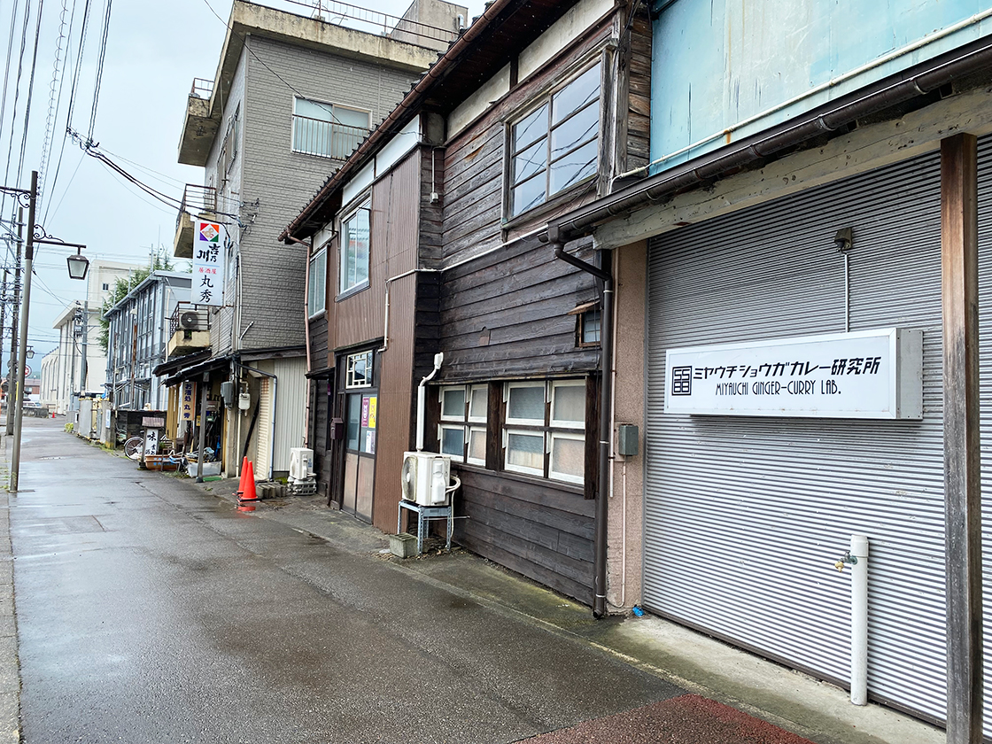 いも奉行 長岡みやうち駅前店_場所