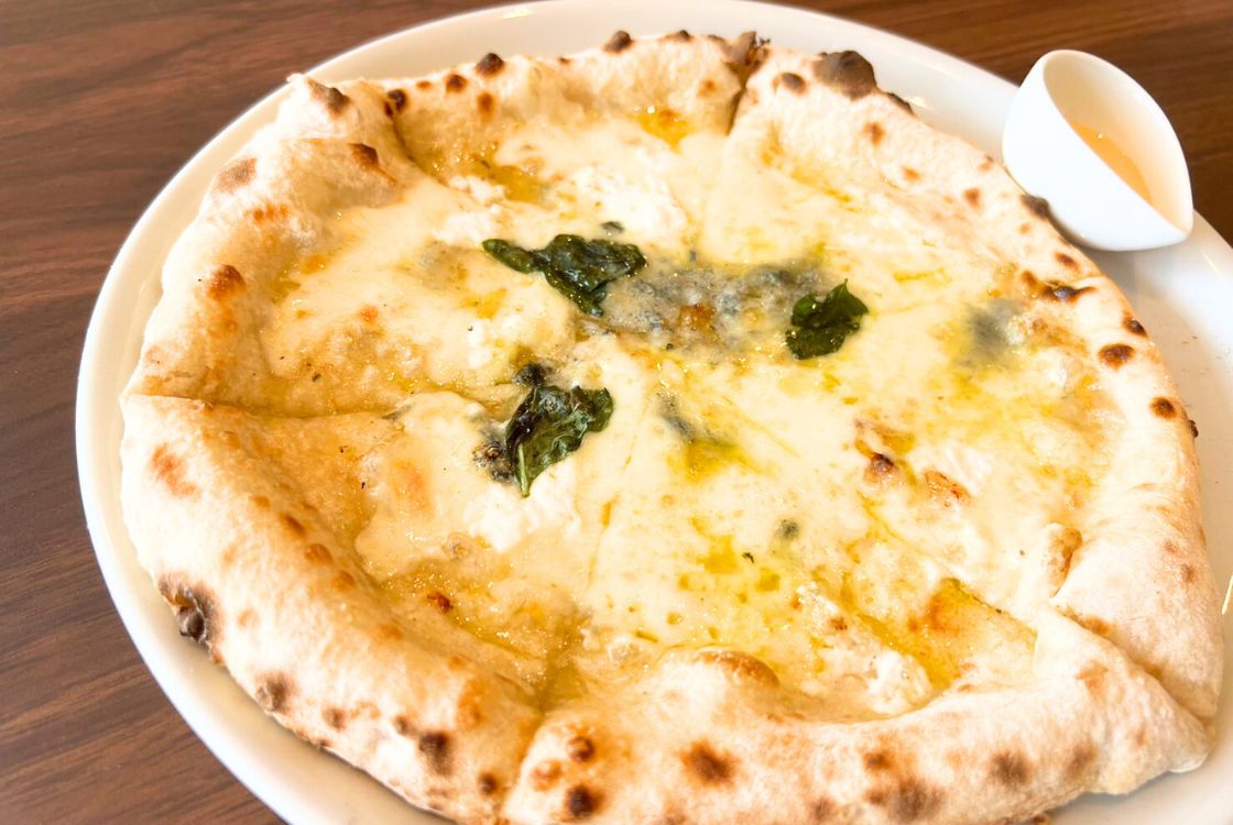 BELLA PIZZA Napoletana