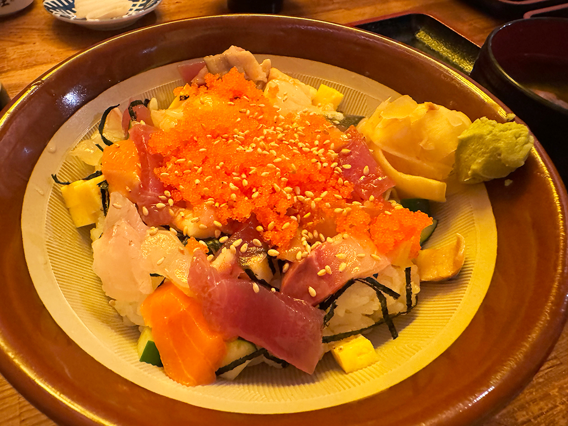 呑んべえ寿し ひろしです_バラちらし丼