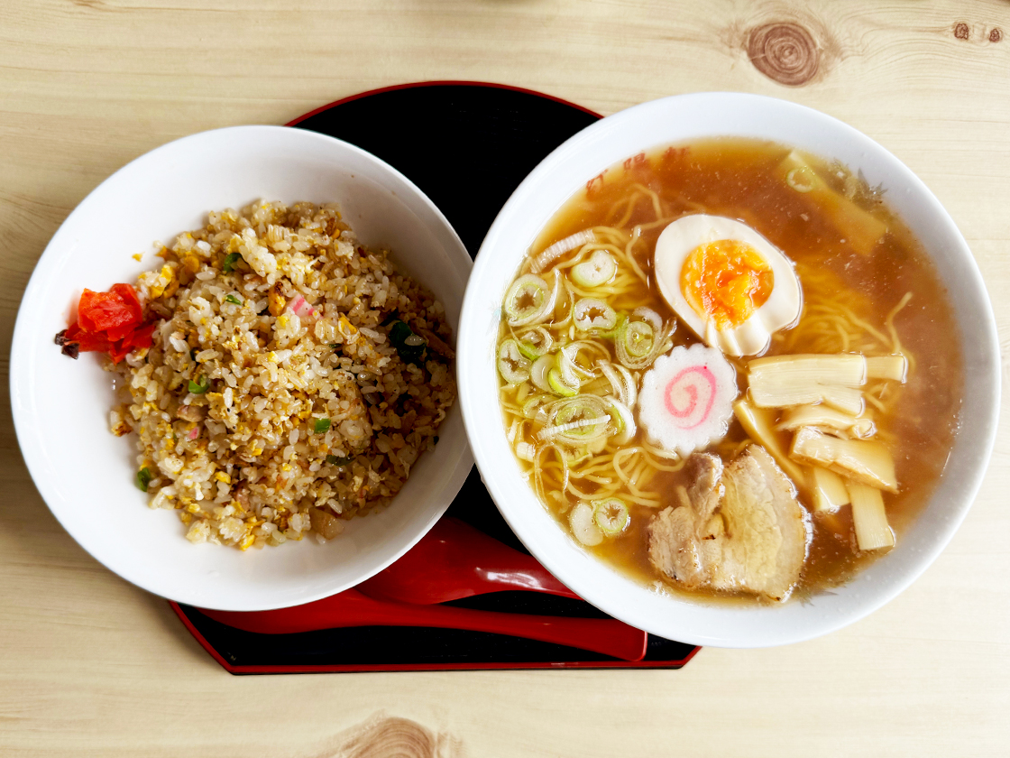 紅陽軒_ユウちゃん(ラーメン＆半チャーハン)