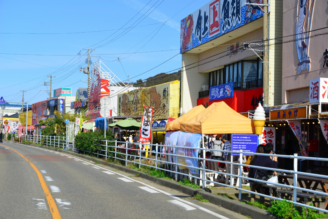 寺泊(魚の市場通り)