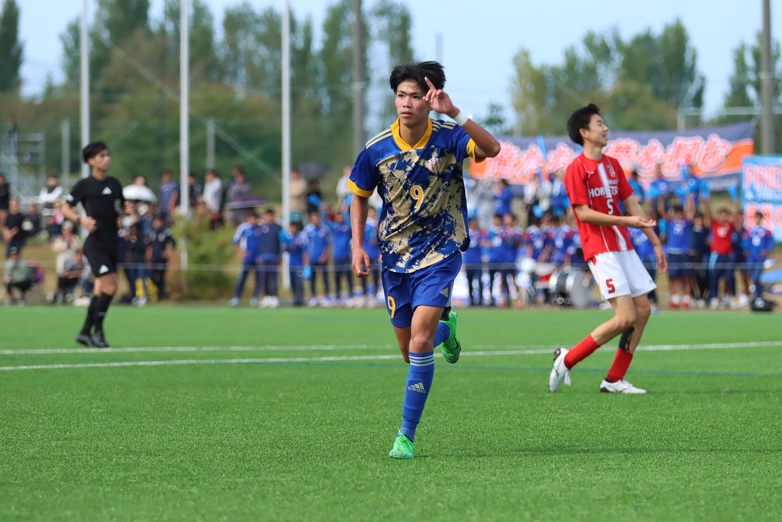 開志学園JSCの点取り屋、阿部。全国大会出場と大会得点王を狙っている