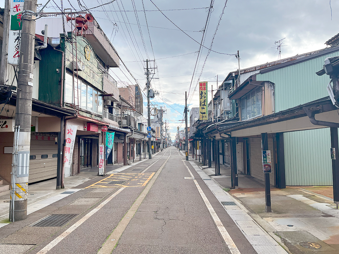 しらす丼屋 桔梗_場所