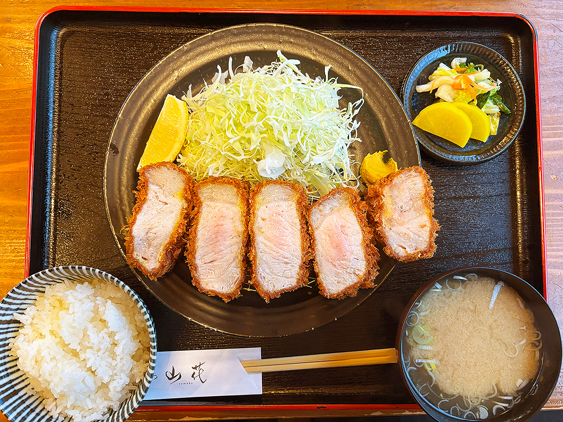 とんかつ 山花