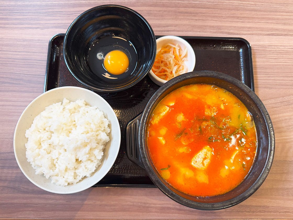 カルビ丼とスン豆腐専門店 韓丼 新潟海老ケ瀬店_ホルモンスン豆腐