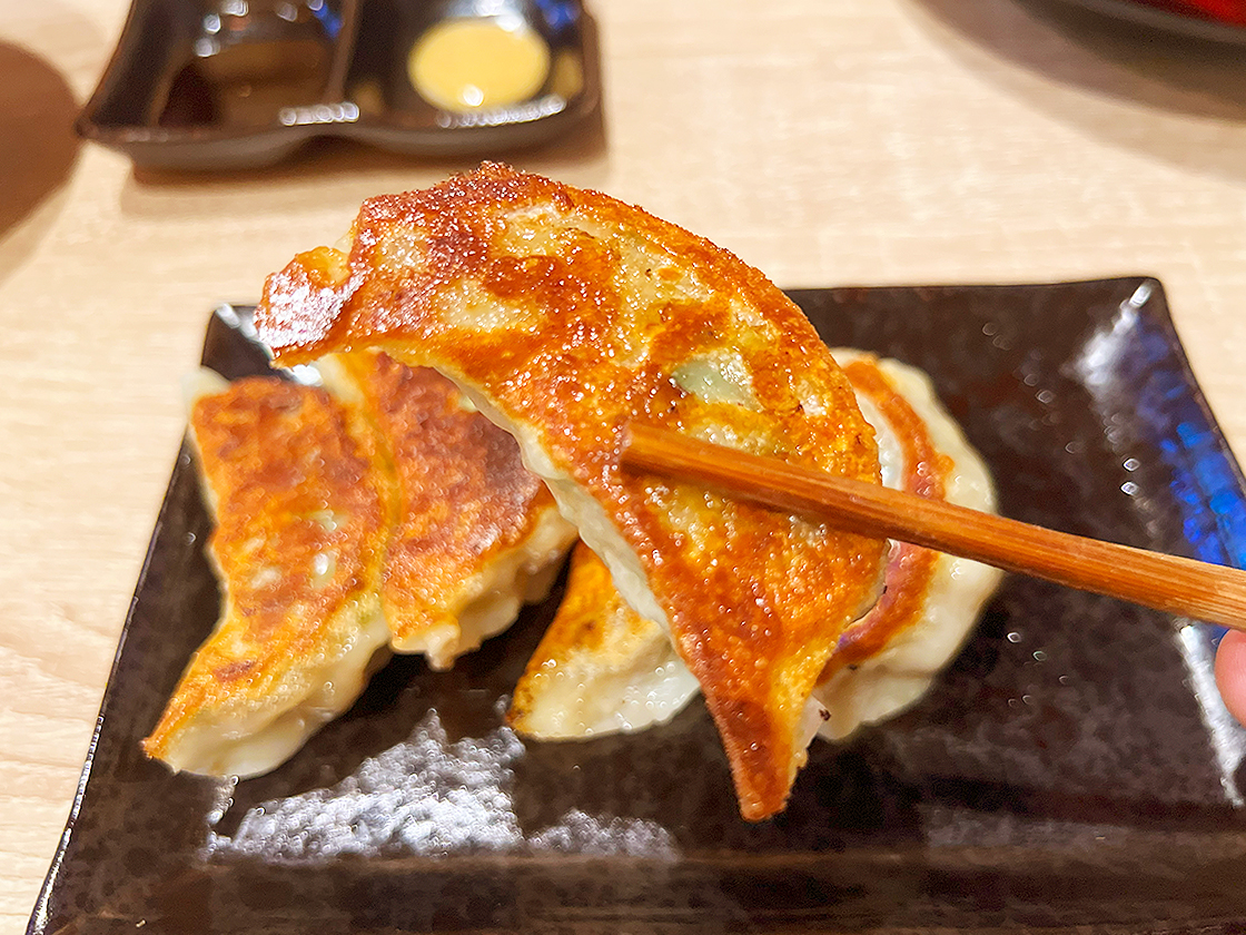 横浜家系ラーメン 秋葉家_餃子