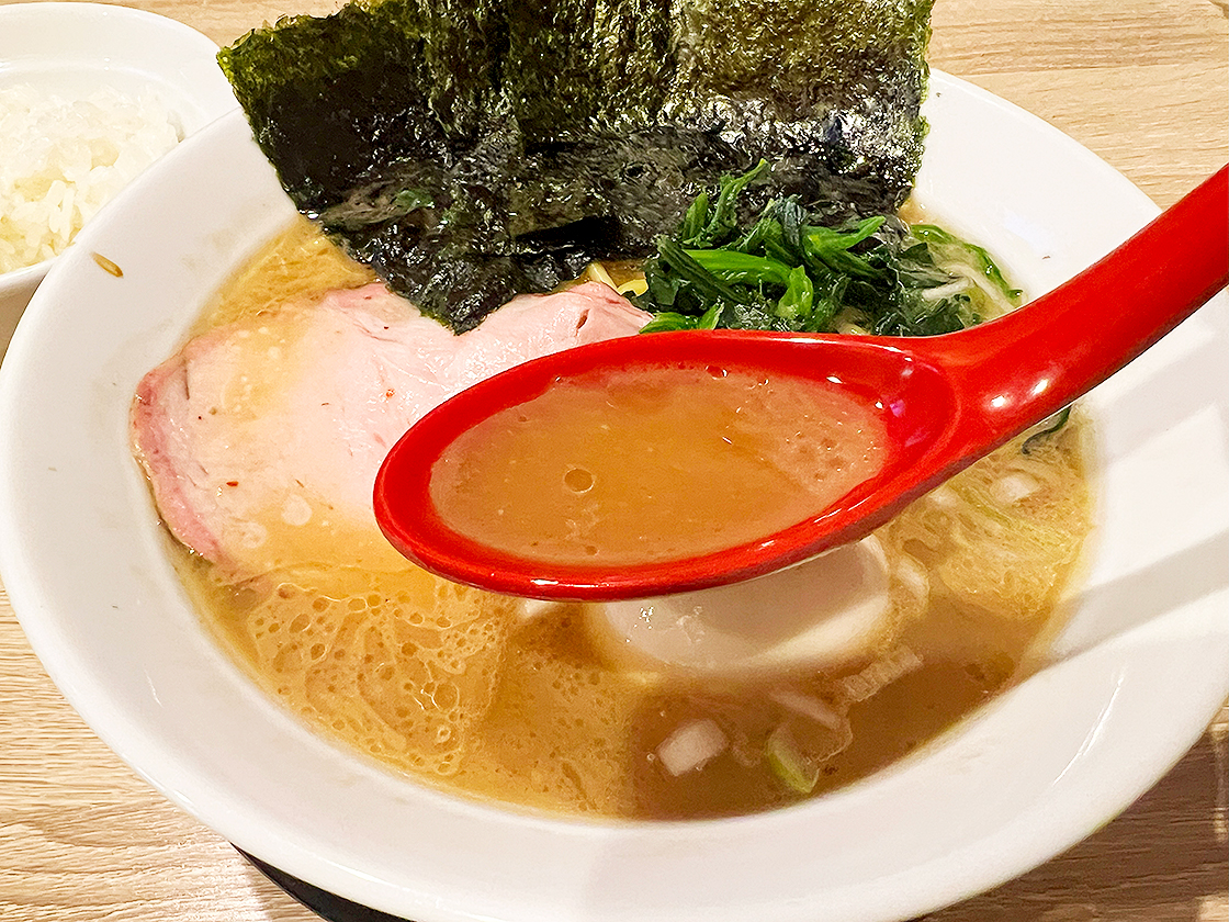 横浜家系ラーメン 秋葉家_家系ラーメン