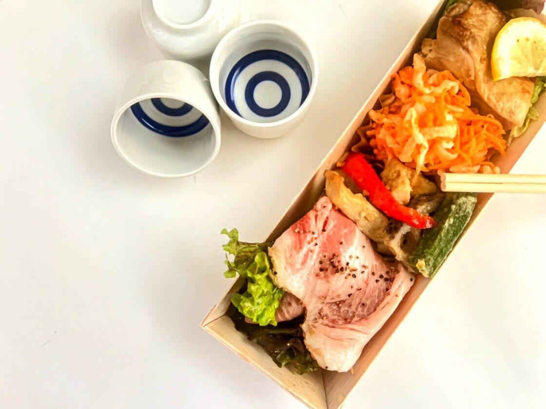 SUZUVEL / TABIBAR＆CAFE