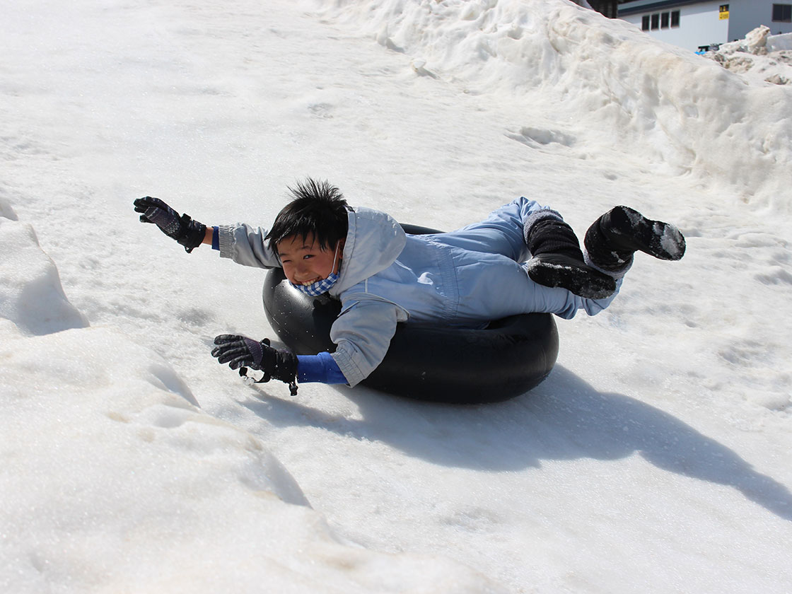 雪原カーニバルなかさと