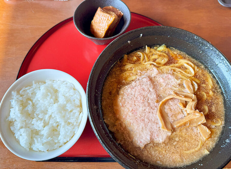 本場 燕三条中華そば 笹口 中華亭