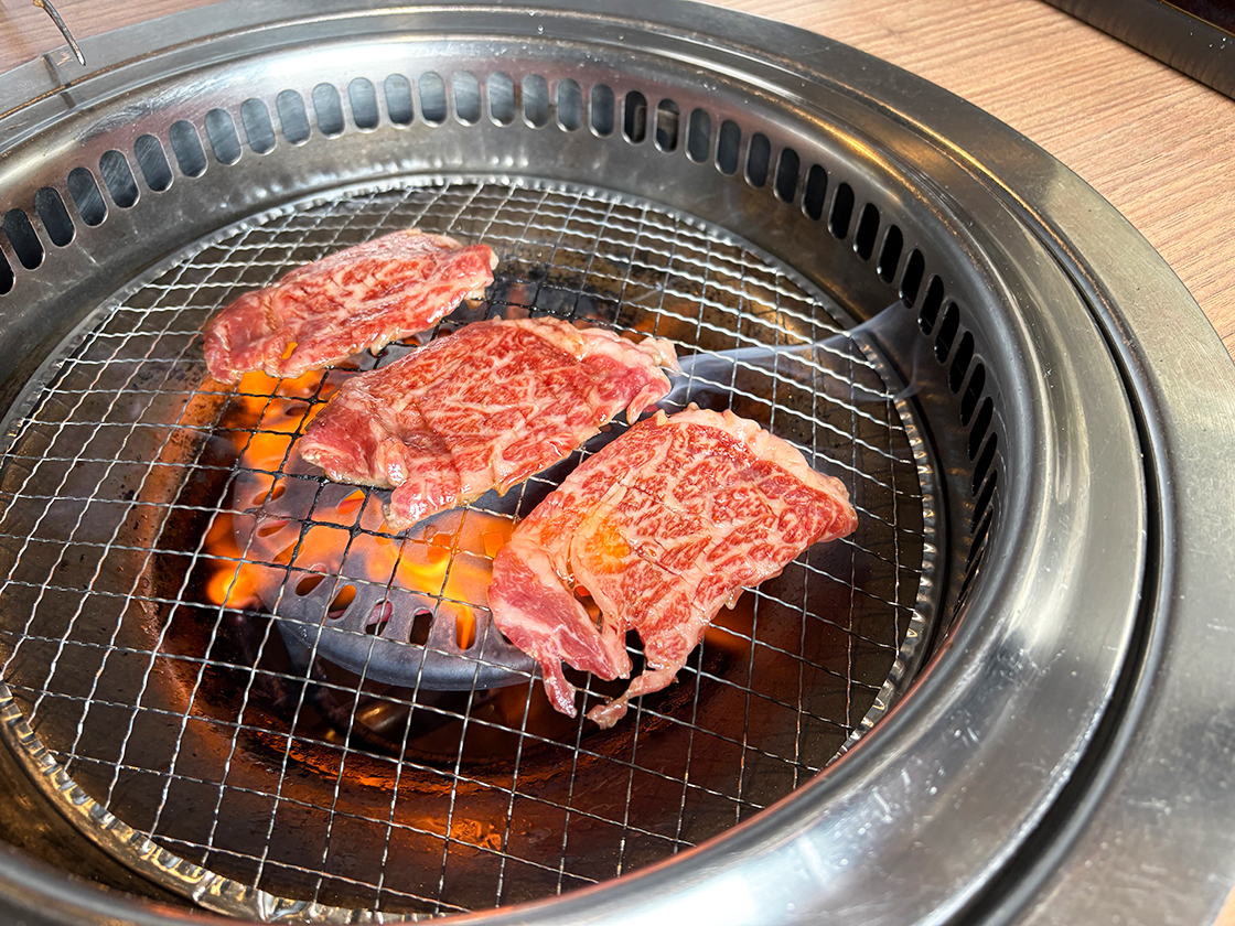 焼肉 肉の山_黒毛和牛上カルビ定食