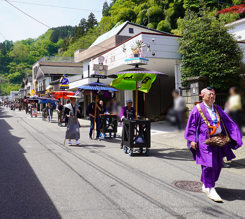 諏訪神社春季大祭 栃尾大名行列
