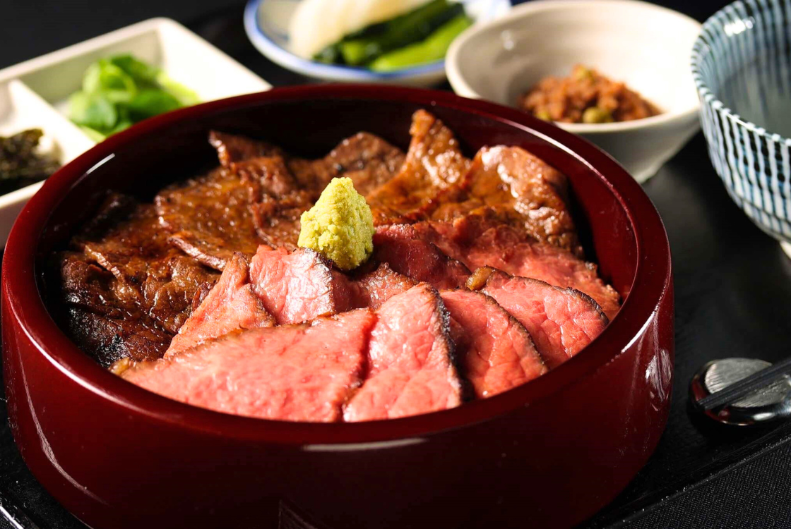 朱鯱_のどくろと和牛のひつまぶし丼