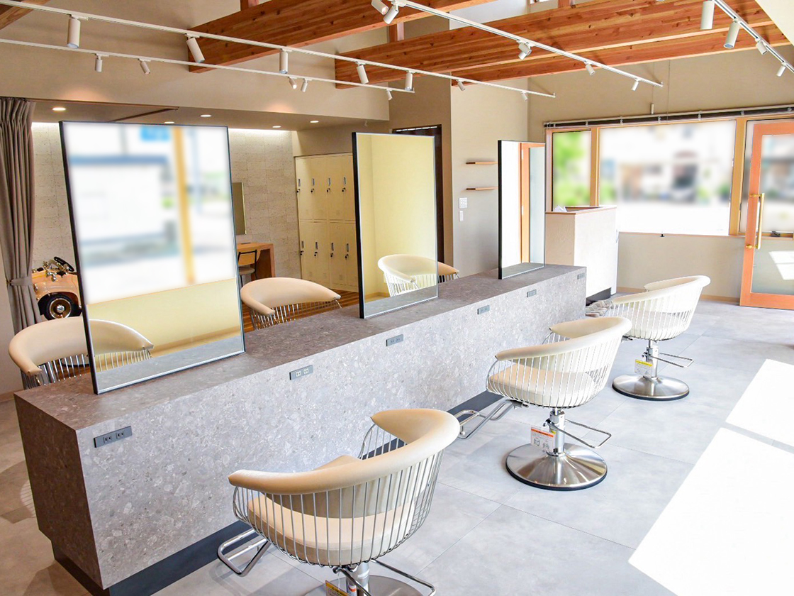 Three-p.の店内
