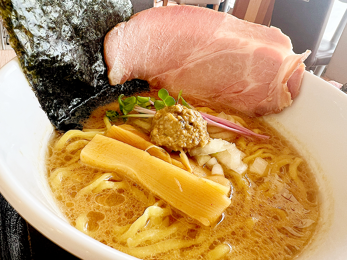 牡蠣と昆布のらー麺専門店 MANNISH　