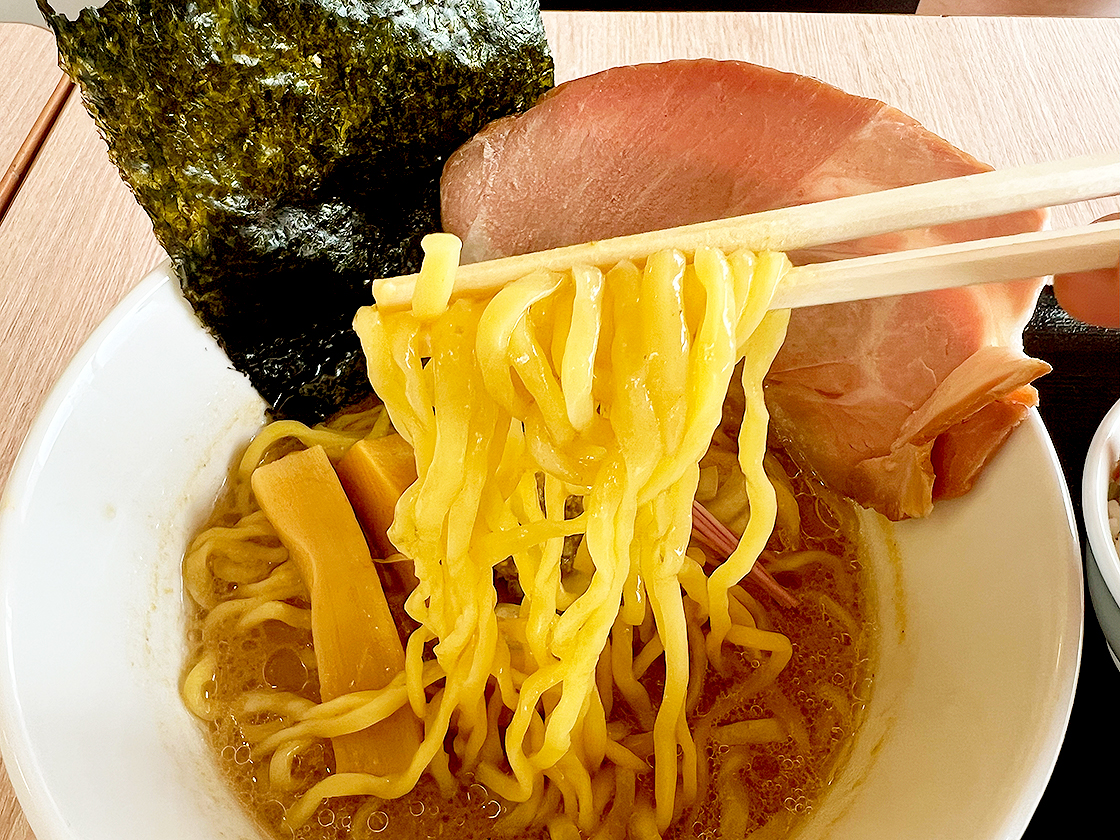 牡蠣と昆布のらー麺専門店 MANNISH　
