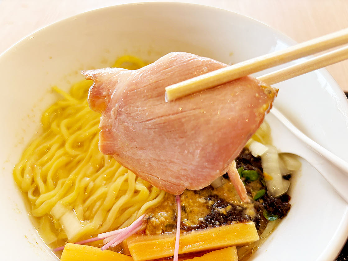 牡蠣と昆布のらー麺専門店 MANNISH　