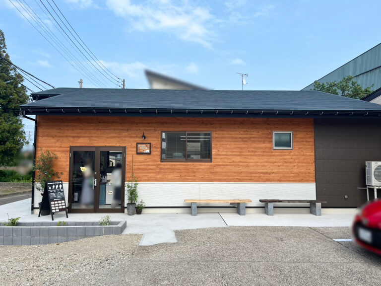 gelateria ninaの外観