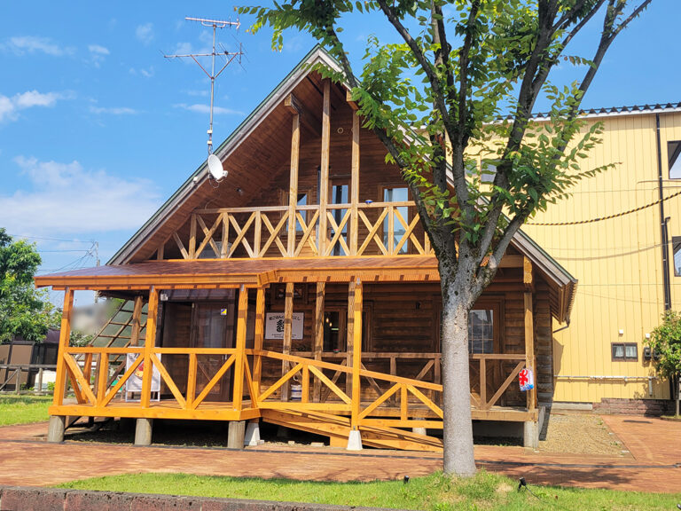 和ごはんcafeえにしの外観