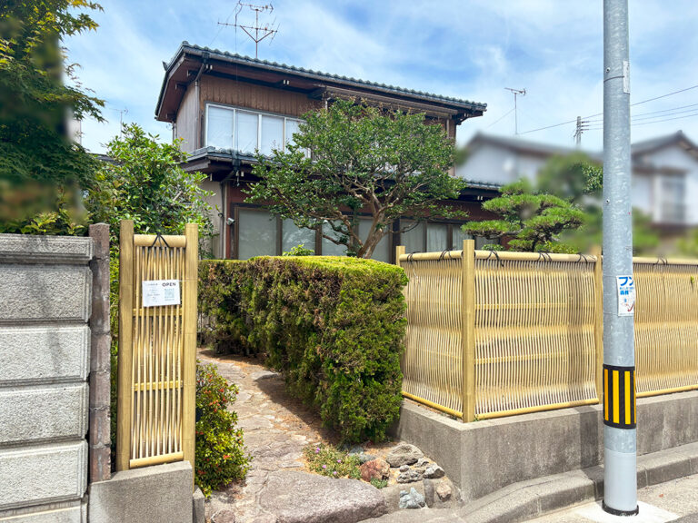 Creperie cafe Hanasakuの外観