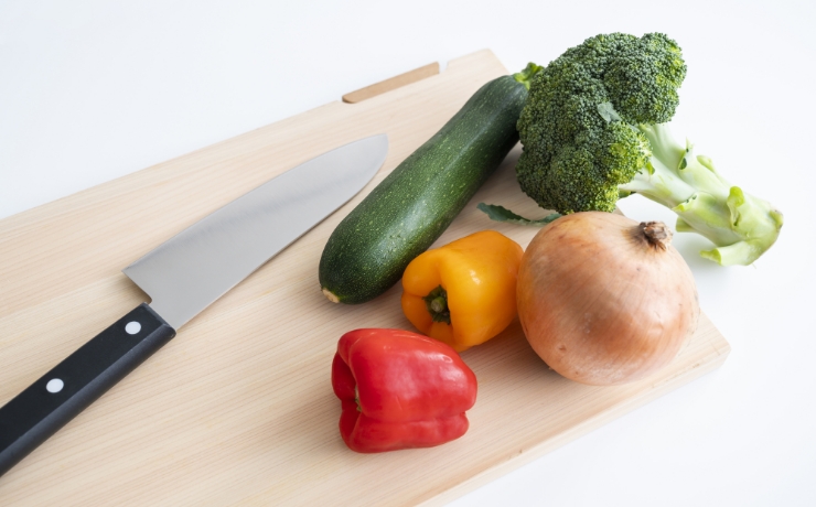 家庭で料理をするイメージ画像