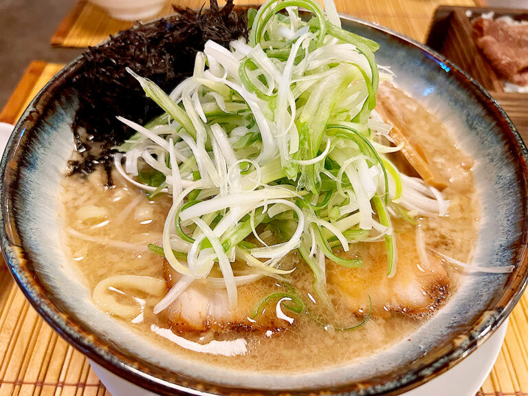 煮干し中華つなぐ