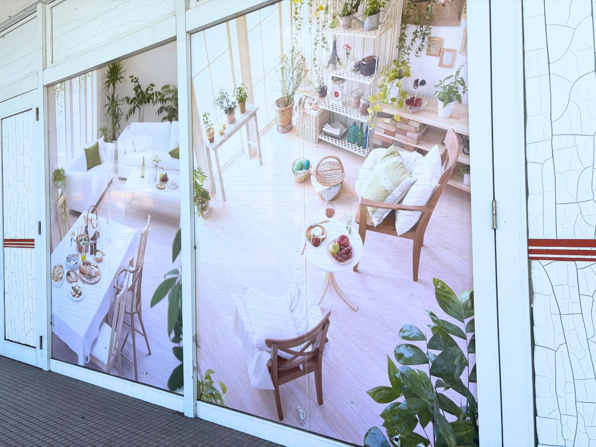 アテーナ巻店の外観