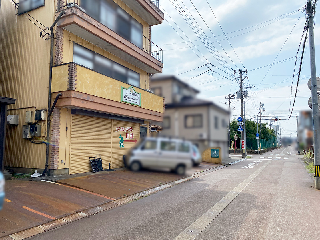 手作りケーキとパンの店 Lievreの周辺