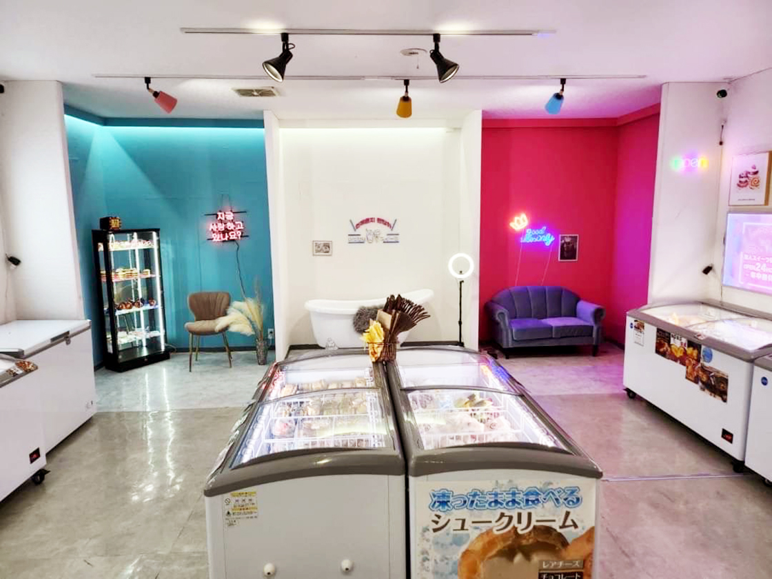 いつでもスイーツ 燕三条店のスイーツの店内(別店舗)