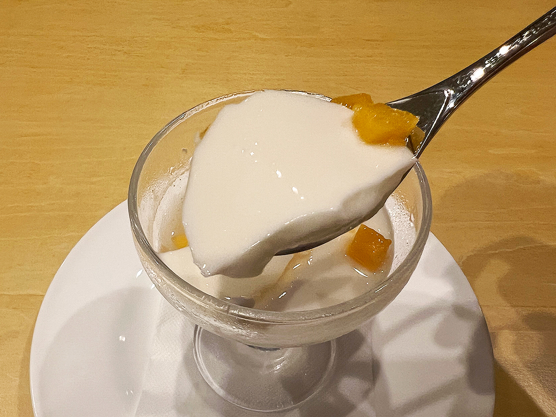 中国菜 龘 SANLONGの杏仁豆腐