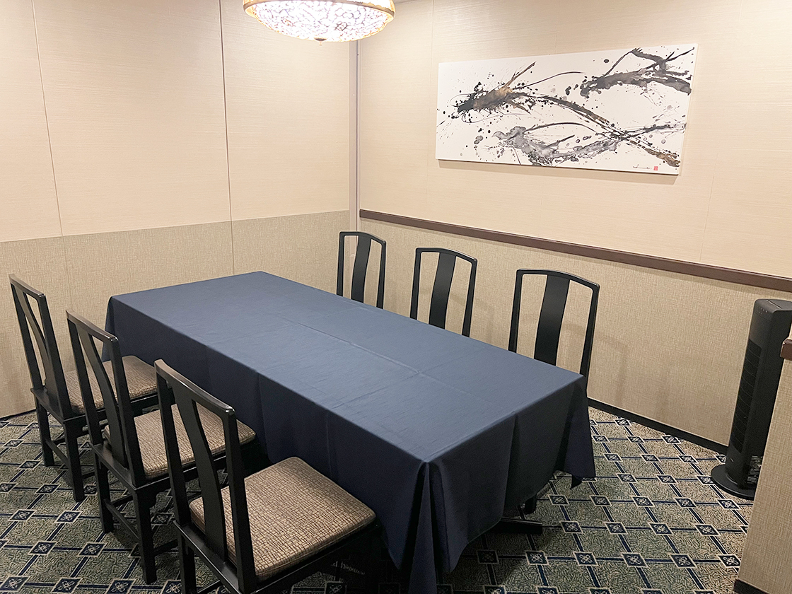 中国菜 龘 SANLONGの店内