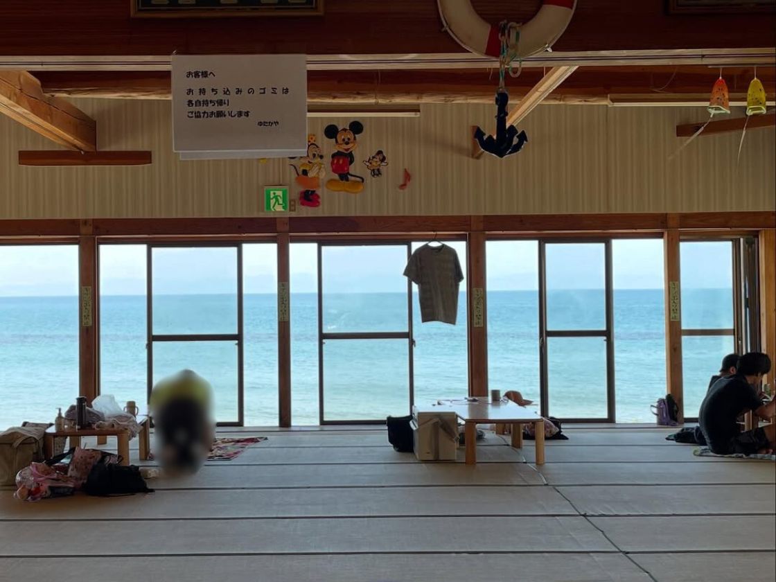 ゆたかやの店内