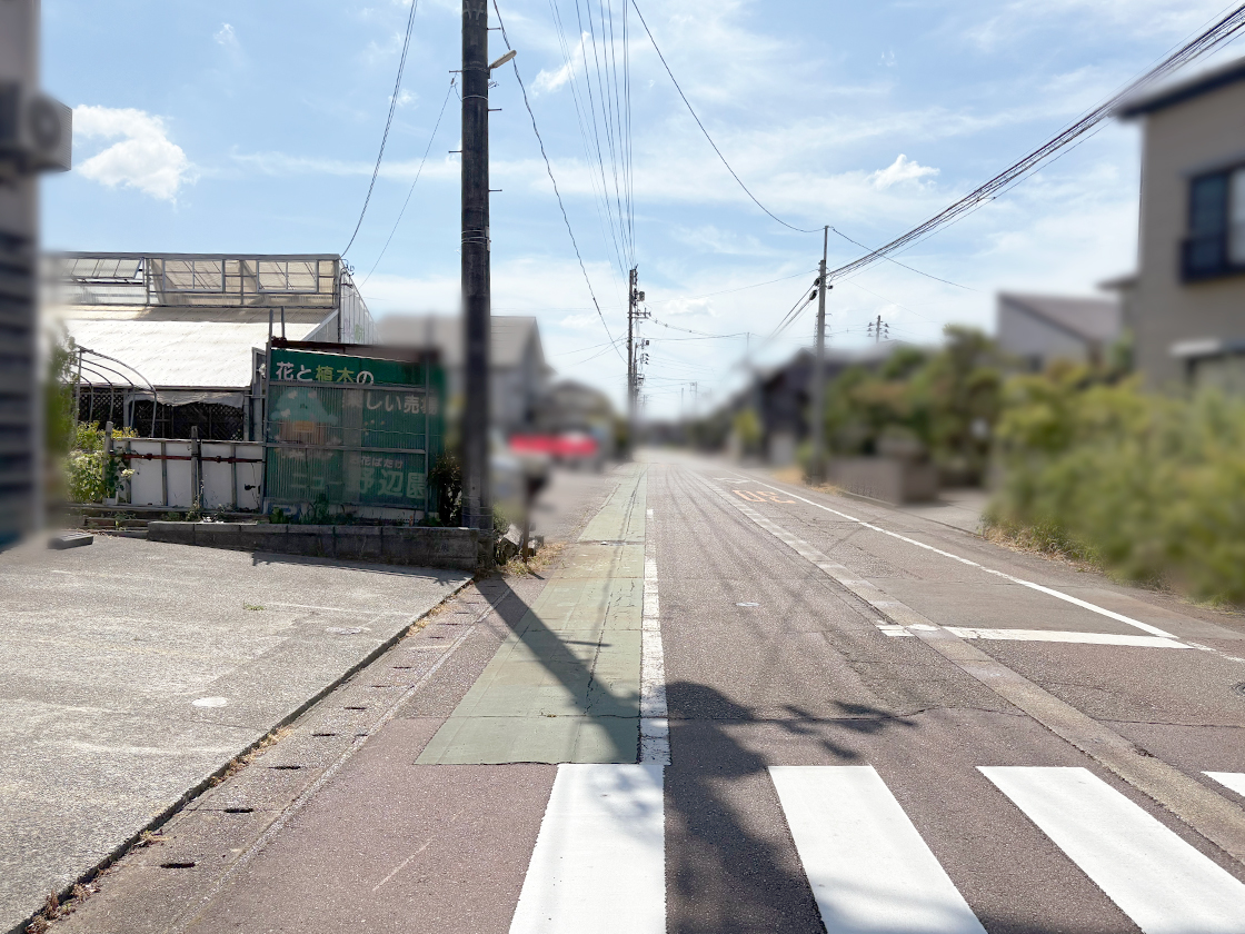 焼肉寿々の周辺