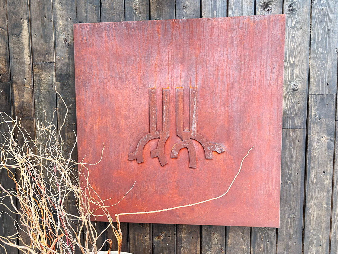 SHIMAKIMU-KONKANの看板