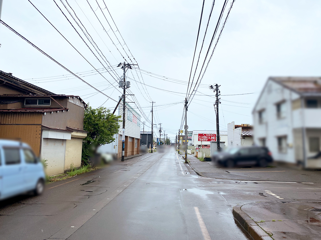 オフハウス 長岡川崎店の外観