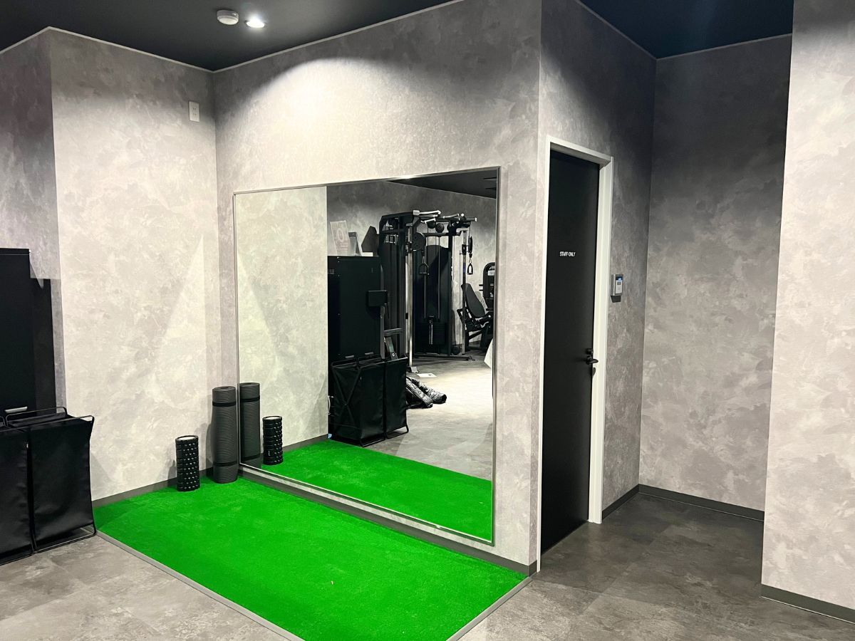 TGFIT24三条店の店内