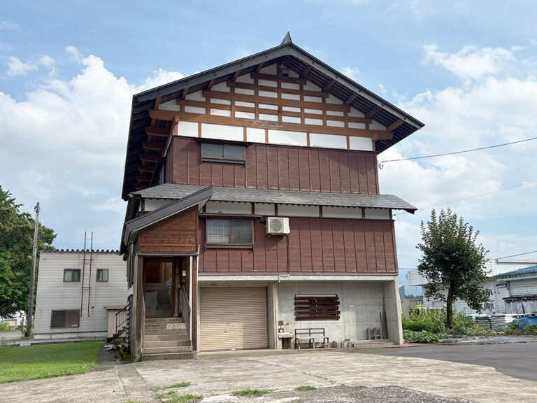 雪椿の台所の外観