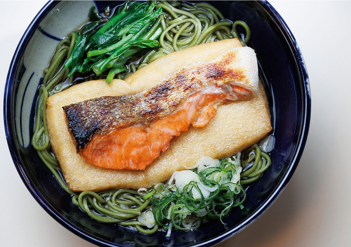 和食とお酒と音楽のお店 なご道／村上茶鮭そば