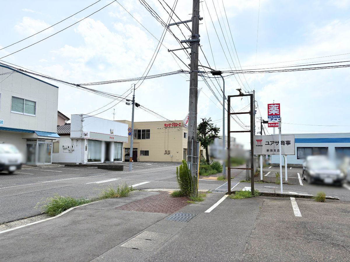 メリーズキッチンの周辺