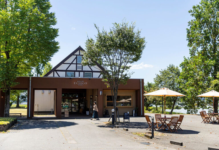 ぶどう収穫祭とワイン祭り　アグリコアワイナリー外観