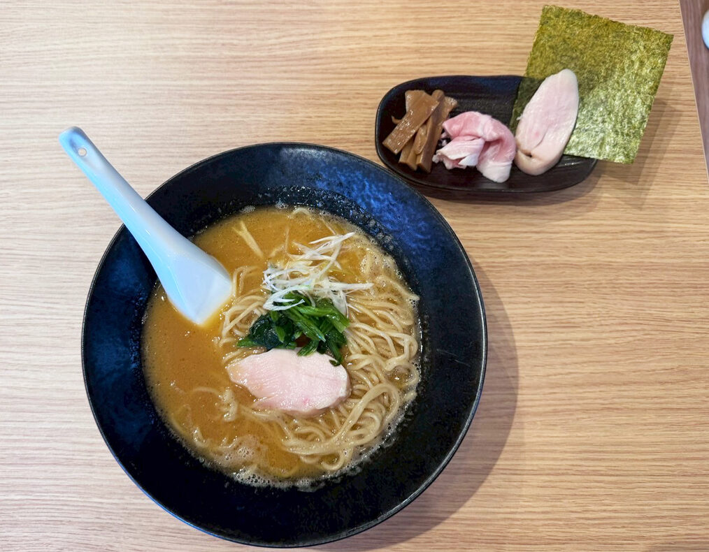 麺匠一鶏の上白湯醤油らーめん